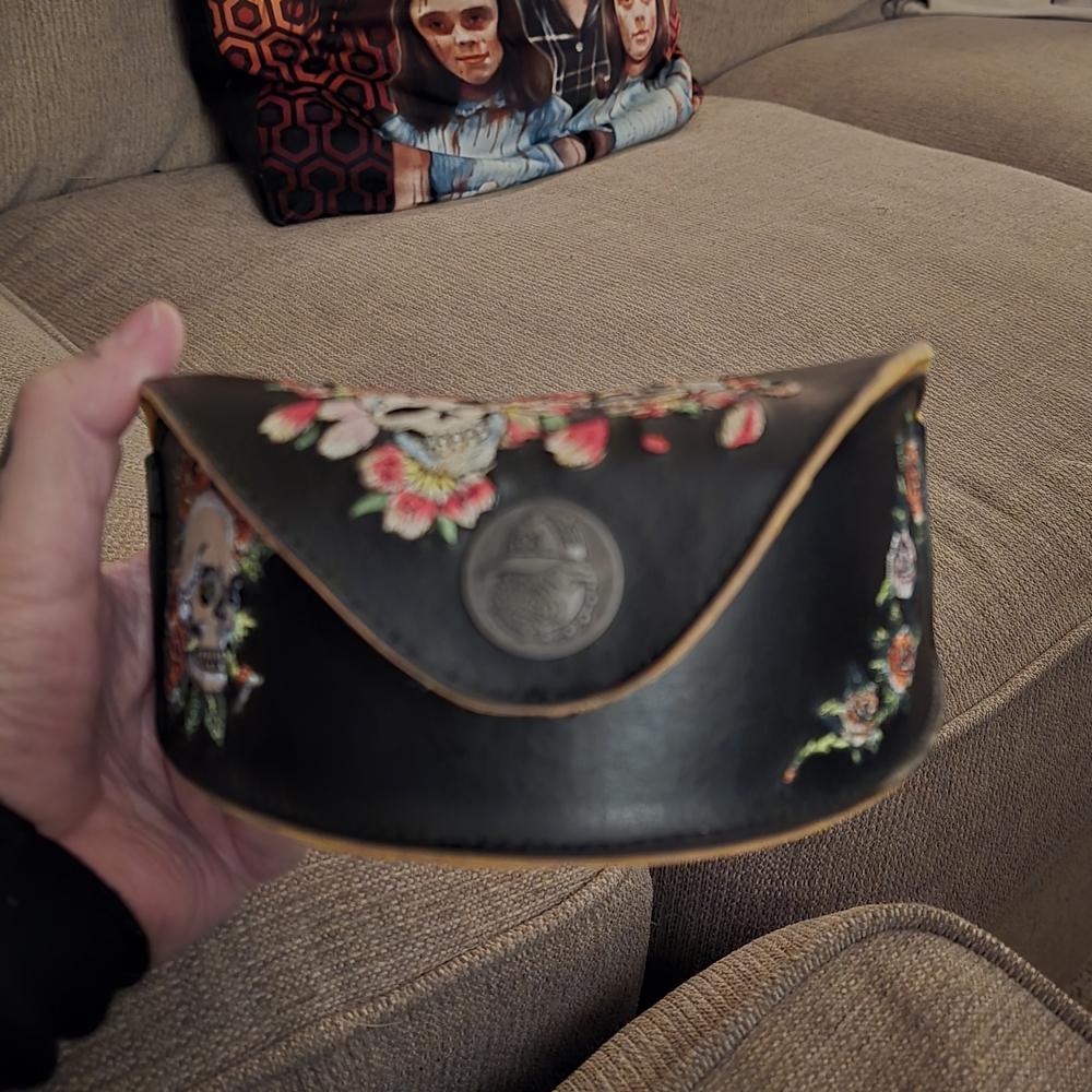 Ed Hardy EHS 042 "Love Kills Slowly" sunglasses with Case Never Been Worn